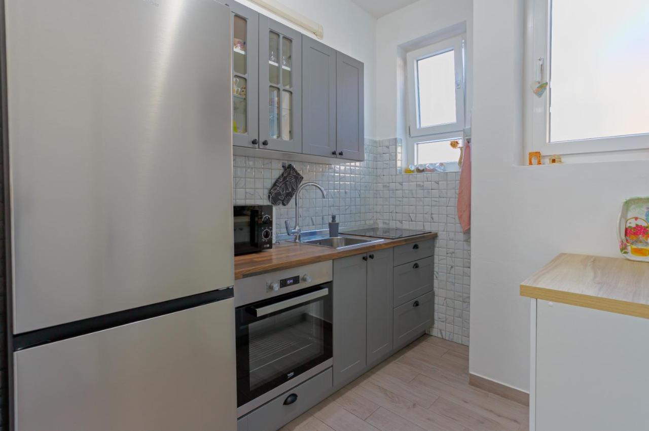 Rich Apartment Пула Екстер'єр фото